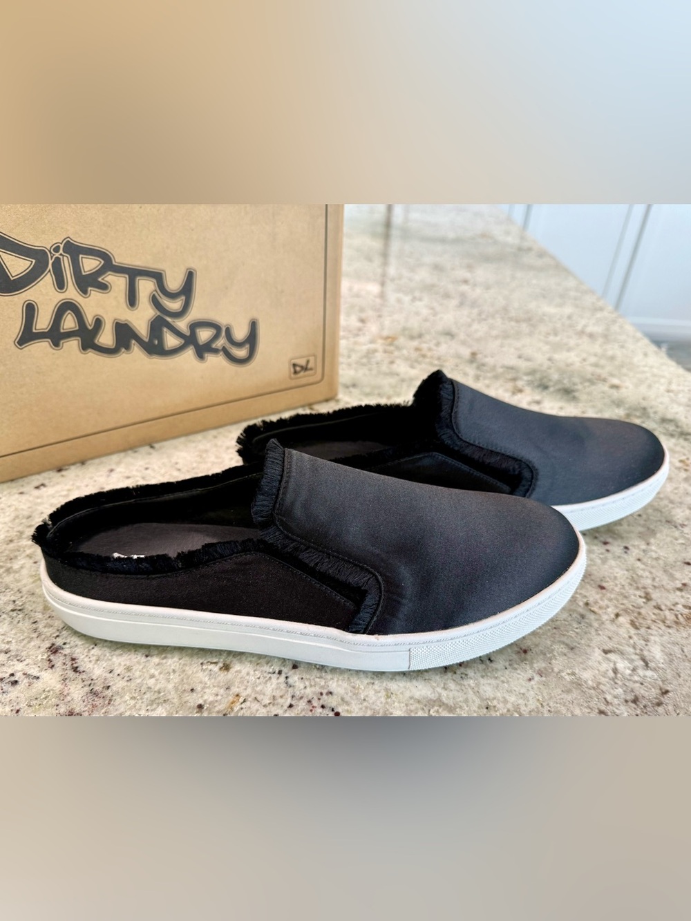 Dirty Laundry by Chinese Laundry Jaxon Black Slip-On Mule Sneakers